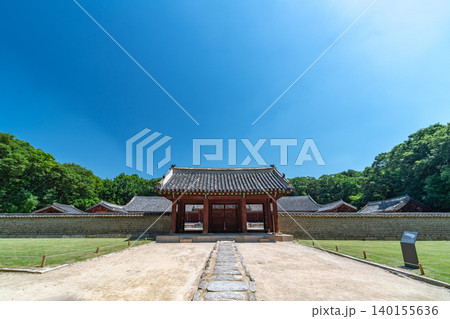 Seoul, South Korea - May. 30, 2026 : A peaceful view of the Yeongnyeongjeon Hall at Jongmyo Shrine in Seoul, South Korea, under a clear blue sky on a bright early summer afternoon Seoul, South Korea - May. 30, 2026 : A peaceful view of the Yeongnyeongjeon Hall at Jongmyo Shrine in Seoul, South Korea, under a clear blue sky on a bright early summer afternoon 140155636