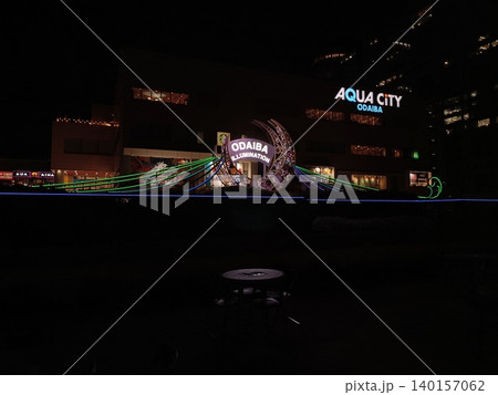 アクアシティお台場の夜景 アクアシティお台場の夜景 140157062
