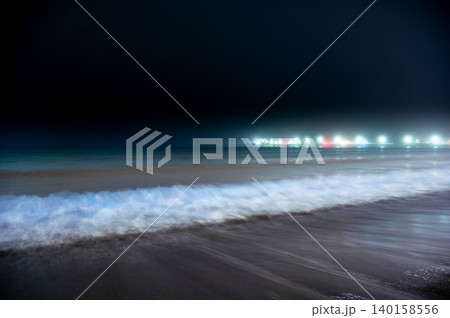 夜光虫 140158556