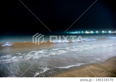 夜光虫 140158579