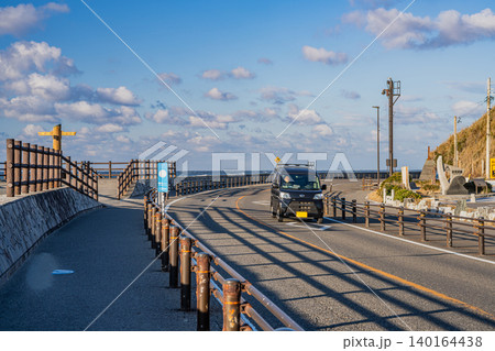 御前崎市の御前崎灯台周辺の風景(静岡県) 御前崎市の御前崎灯台周辺の風景(静岡県) 140164438