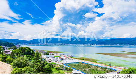 諏訪湖 と 諏訪 市街 の パノラマビュー 【 諏訪湖SA からの 風景 】 諏訪湖 と 諏訪 市街 の パノラマビュー 【 諏訪湖SA からの 風景 】 140170346