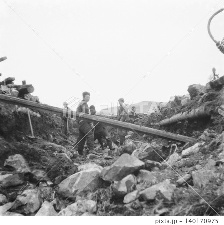 古写真 1943年 日中戦争中の満洲 東安省(現黒竜江省)の密山 満洲第三一〇八部隊の工事風景 古写真 1943年 日中戦争中の満洲 東安省(現黒竜江省)の密山 満洲第三一〇八部隊の工事風景 140170975