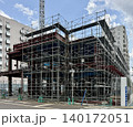 建設中のビルの骨組み 140172051