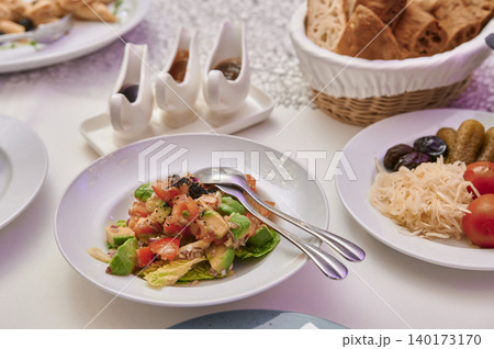 Vibrant, flavorful salad delight! 140173170