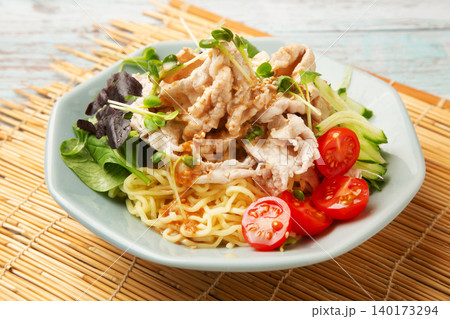冷しゃぶ中華麺 冷しゃぶ中華麺 140173294