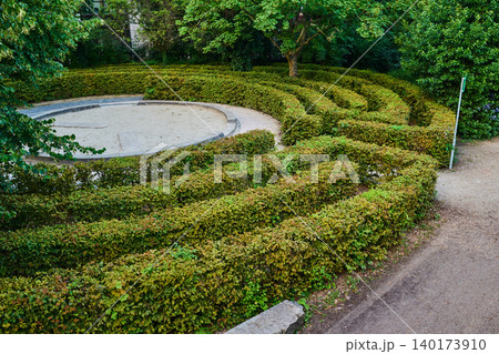 Exploring the Enchanting Maze in the Vibrant City Center of Amsterdam, Where Nature Meets Urban Charm in Holland 140173910