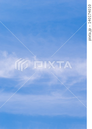 青空を流れる雲 青空を流れる雲 140174010