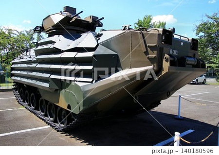 離島防衛強化の為に新編された水陸機動団の『水陸両用車』AAV7 離島防衛強化の為に新編された水陸機動団の『水陸両用車』AAV7 140180596