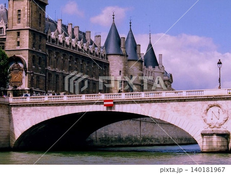 パリ シテ島CONCIERGERIE パリ シテ島CONCIERGERIE 140181967
