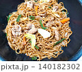 家庭のソース焼きそば 140182302