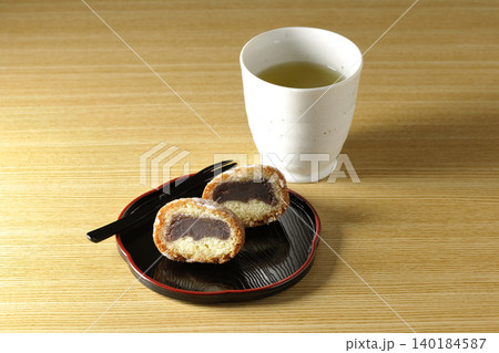 あんドーナツとお茶 あんドーナツとお茶 140184587