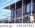 外壁こと壁の塗り替え作業の様子 140187891
