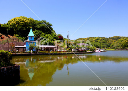 蓮華寺池公園　蓮華寺池　藤枝市　静岡県　東海地方　花・水・鳥・笑顔の楽園　蓮　れんげじいけ 140188601