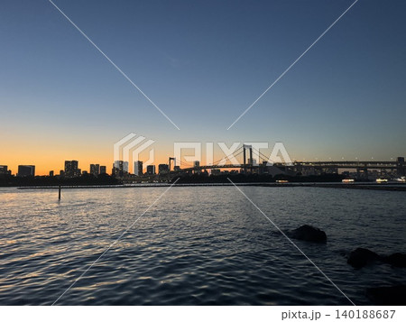 お台場 お台場の夜景 レインボーブリッジ お台場 お台場の夜景 レインボーブリッジ 140188687