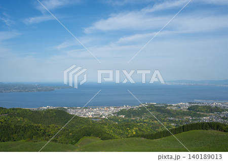 十文字原展望台からの眺望・別府温泉, 大分県 十文字原展望台からの眺望・別府温泉, 大分県 140189013