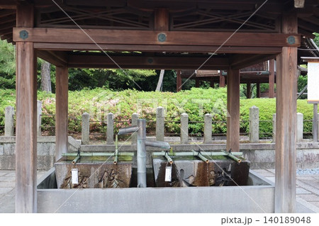 京都府　一休寺の手水舎 140189048