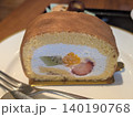 フルーツロールケーキ 140190768