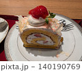 フルーツロールケーキ 140190769