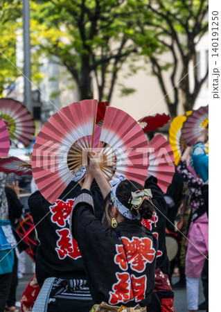 社の都を彩る仙台青葉まつりのすずめ踊り 社の都を彩る仙台青葉まつりのすずめ踊り 140191250