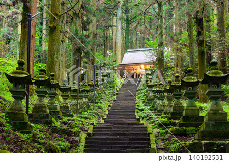 阿蘇にある上色見熊野座神社のとても美しい風景 阿蘇にある上色見熊野座神社のとても美しい風景 140192531