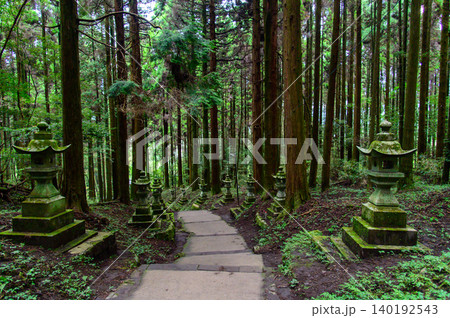 阿蘇にある上色見熊野座神社のとても美しい風景 阿蘇にある上色見熊野座神社のとても美しい風景 140192543