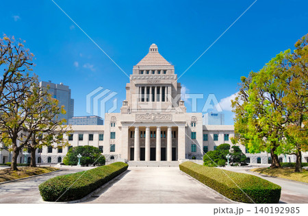 青空の国会議事堂 140192985