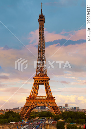 Eiffel Tower in Paris under blue sky France Eiffel Tower in Paris under blue sky France 140194334