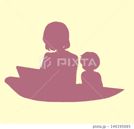 ノートパソコンを操作する女性　子供　シルエット 140195085