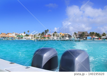 boat outboard stern with prop foam Isla Mujeres 140195820