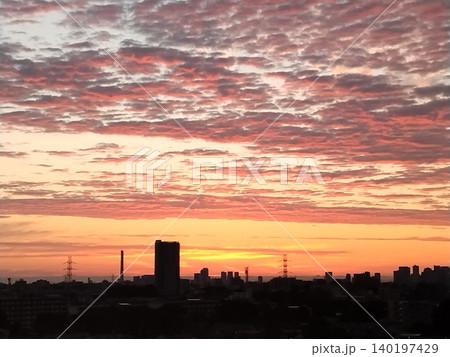 朝焼けの空2 朝焼けの空2 140197429