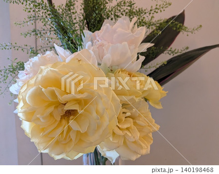 花 花 140198468
