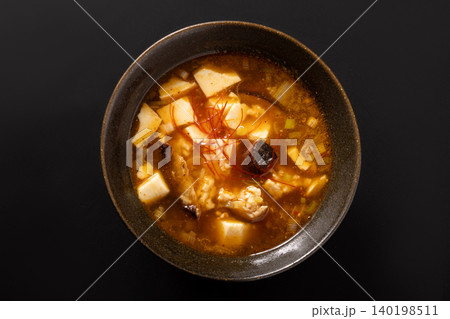 麻辣スープ（豆腐　鶏ひき肉　椎茸） 140198511