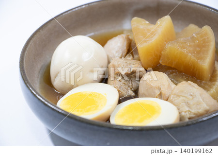 大根と鶏肉の煮物 大根と鶏肉の煮物 140199162