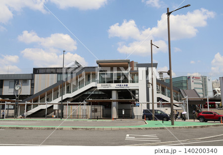 近鉄奈良線 大和西大寺駅の橋上駅舎 近鉄奈良線 大和西大寺駅の橋上駅舎 140200340
