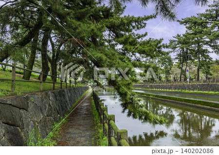 酒津公園 高梁川東西用水 西岸用水・西部用水 岡山県倉敷市 酒津公園 高梁川東西用水 西岸用水・西部用水 岡山県倉敷市 140202086