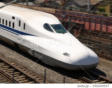 京都駅付近を走るN700のぞみ 京都駅付近を走るN700のぞみ 140204057