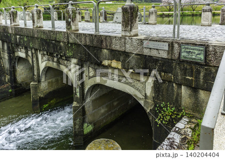酒津公園 南配水樋門 西部用水 岡山県倉敷市 酒津公園 南配水樋門 西部用水 岡山県倉敷市 140204404