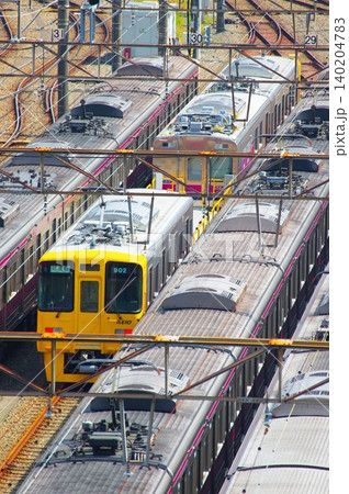 若葉台検車区の京王線版ドクターイエロー 若葉台検車区の京王線版ドクターイエロー 140204783
