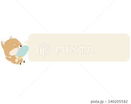うちわで扇ぐ柴犬。吹き出し付き 140205582