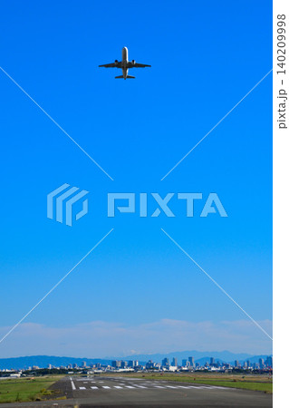 大阪空港 離陸 大阪空港 離陸 140209998