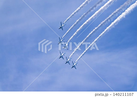 青空と松島基地のブルーインパルス 宮城県東松島市 青空と松島基地のブルーインパルス 宮城県東松島市 140211107