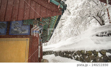 Sinheungsa Temple 140211930