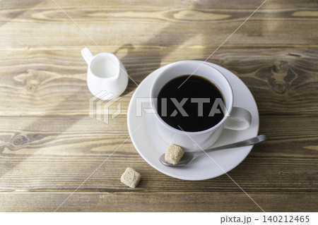 角砂糖を添えたコーヒータイムの背景素材 140212465