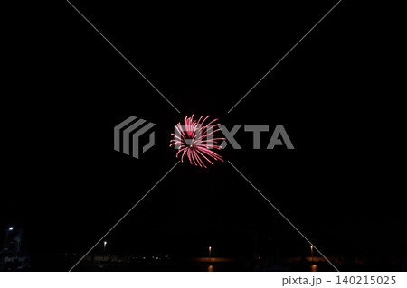 真夏の打ち上げ花火 真夏の打ち上げ花火 140215025