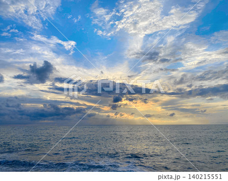 Romantic landscape. Sea and sky with clouds 140215551