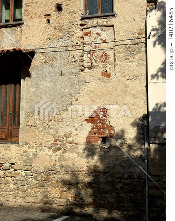 イタリアの小さな町 イタリアの小さな町 140216485