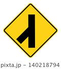 アメリカの道路標識　左後脇道あり 140218794