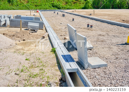道路や宅地などの造成・基盤整備の工事現場 道路や宅地などの造成・基盤整備の工事現場 140223159