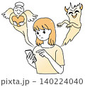 スマートフォンを操作する若い女性と、左右に現れた天使と悪魔のイメージイラスト 140224040